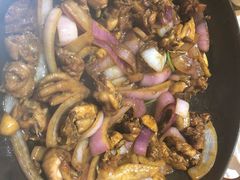 -胡须佬鸡煲四季火锅店(石厦西村直营店)