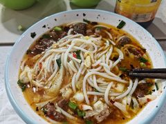-小倪羊肉米线馆