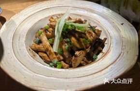 Stir-Fried Mixed Mushrooms with Black Truffle
