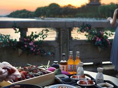 -聚汇三少·龙虾·中餐厅(莫邪路新天地店)