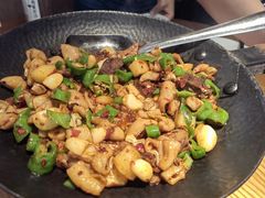 -聚鑫朋酸菜肥肠(文艺路口店)