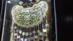 点击看大图 -凤凰县苗族银饰锻制技艺传习所(凤凰古城步行街店)