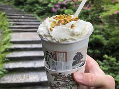 人间烟火-茶颜悦色(岳麓山顶店)
