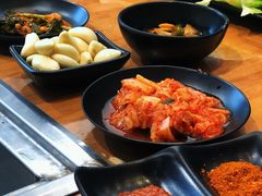 -肉甲韩国木炭烤肉(新壹街1店)