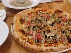 -城市大道红炉披萨烘焙坊