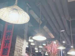 大堂-破瓦寒窑·地摊烤羊排