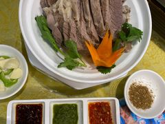 草原手把肉-德乐海蒙餐
