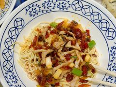 -李与白包子铺(桐梓林店)