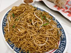 招牌镬气芽菜蛋炒面-喜势点·糖沙翁手工茶点·本地人茶居(永庆坊店)