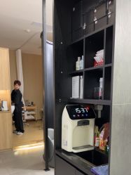 -侨治发型