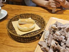 -蒙艾里民族传统菜蒙餐