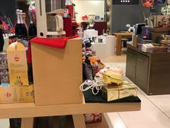 -诚品(信义店)