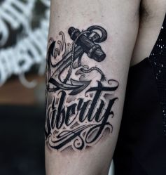 -729CLUB美式风格纹身店