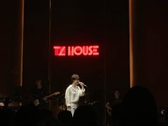 -TZ House音乐现场(来福士中心店)