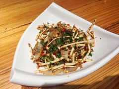 -野山舂·贵州现舂酸汤火锅(鸿通城店)