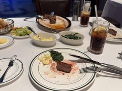 -Wolfgang’s Steakhouse 沃夫冈牛排馆(上海白玉兰广场店)