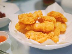 酥炸黄金巴沙鱼-上海小南国(金桥国际广场店)