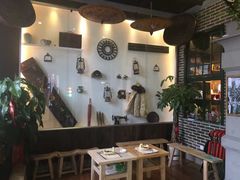 -东口码头·烧鸽子·鱼头泡饼·地方菜(金鹰悦城店)