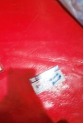 -逝水玩具折扣店