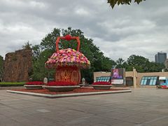 -上海市龙华烈士陵园