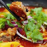 闻到味道我都上头 真的是火锅中的战斗鸡🐔
