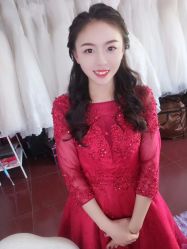 -贺贺新娘造型婚纱店