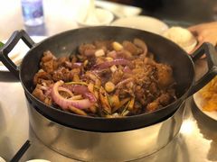 -胡须佬鸡煲四季火锅店(石厦西村直营店)