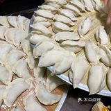 三鲜馅酸菜馅每种都是新年的馅儿
