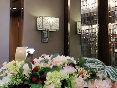 -东豪园林海鲜酒家(南港路辅路店)