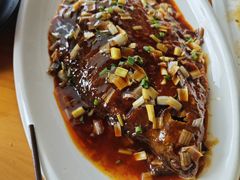 -莲餐厅·湖北菜·潜江小龙虾店(愚园路店)