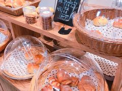 -沁屋面包店(人民东路店)
