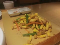 翠花炸鲜蘑-关东小磨东北菜(上海长风大悦城店)
