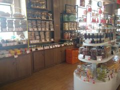 零售区-百年义利(北兴路店)