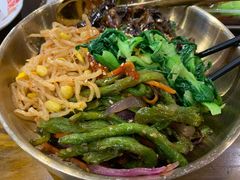 老妈拌饭-聚合鑫东北熏酱熟食麻辣面(长阳店)