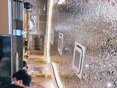-香港新发烧腊茶餐厅(水围店)