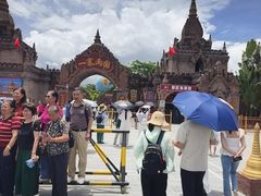 -一寨两国风景区