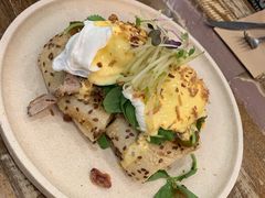 -FLOVIE FLORIST CAFE