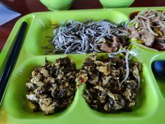 -奔驰北京极光星徽(四元桥店)