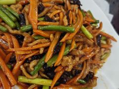 -鑫渔港海鲜本地菜·山海关浑锅(东戴河店)