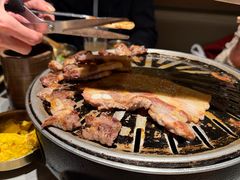 -草家酱蟹炭火烤肉店(珲春南路一店)