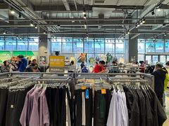 -百年港湾奥特莱斯(香炉礁店)