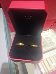 -周大福CHOW TAI FOOK(浦东八佰伴店)