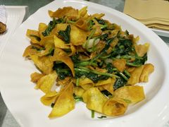 -赶海部落海鲜城(海阳路店)