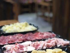 -果松木炭酸菜铜火锅·外婆参鸡汤