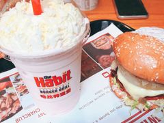 -The Habit Burger Grill 哈比特汉堡(复兴soho店)