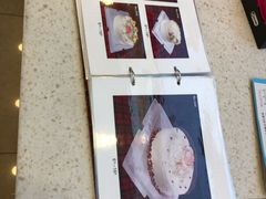 -红宝石·鲜奶小方·海派西点房(开鲁店)