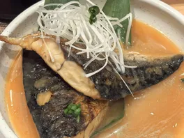 青**煮