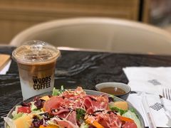 白桃拿铁-THE WOODS 简餐 (国贸商城店)