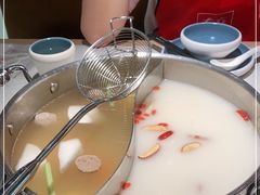 -左庭右院鲜牛肉火锅(环球港店)