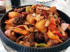 -撒拉人家.酸菜牦牛肉火锅